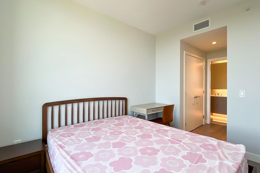 1304 5410 Shortcut Road Vancouver, BC - 11