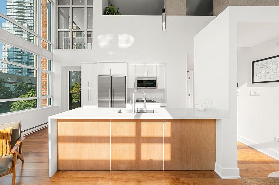 407 988 Richards Street Vancouver, BC - 11