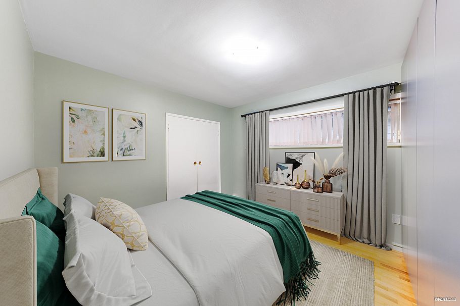 3342 Adanac Street Vancouver, BC - 5