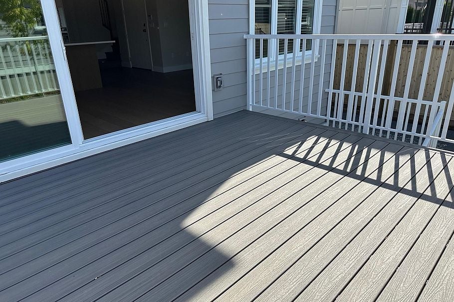 344 E 17th Street North Vancouver, BC - 28