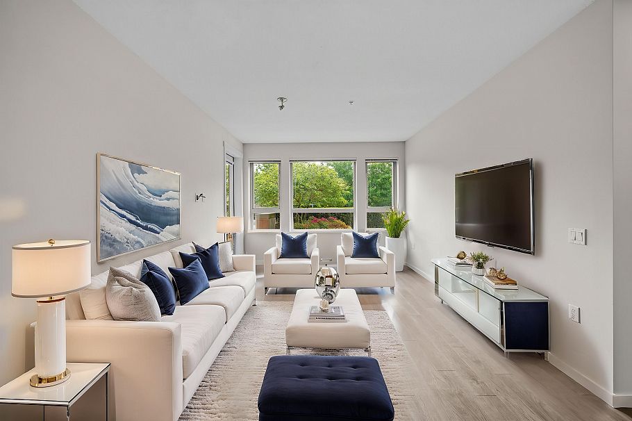 101 2665 Mountain Highway North Vancouver, BC - 10