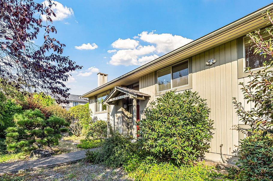 5912 Fremlin Street Vancouver, BC - 5