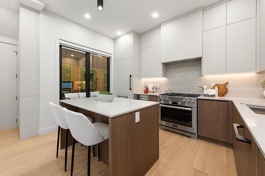 1 2635 W 12th Avenue Vancouver, BC - 11