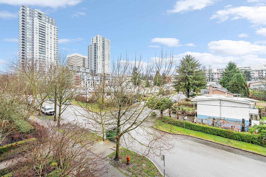 315 3551 Foster Avenue Vancouver, BC - 22