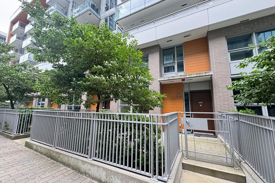 8180 Nunavut Lane Vancouver, BC - 1