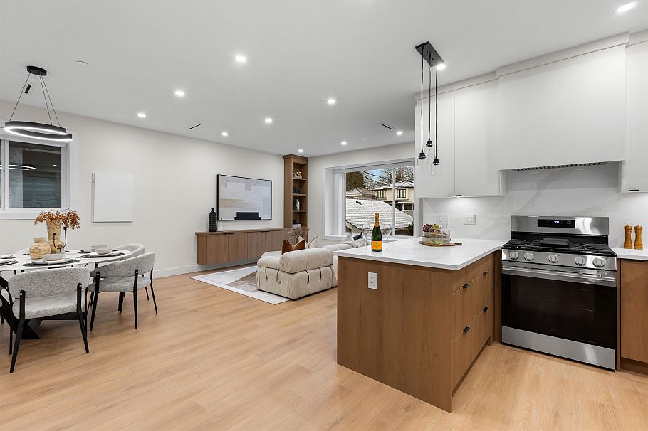 2 435 E 47th Avenue Vancouver, BC - 7