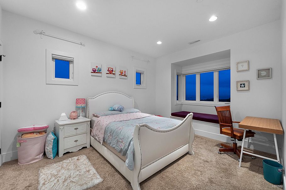 4061 St. Pauls Avenue North Vancouver, BC - 24