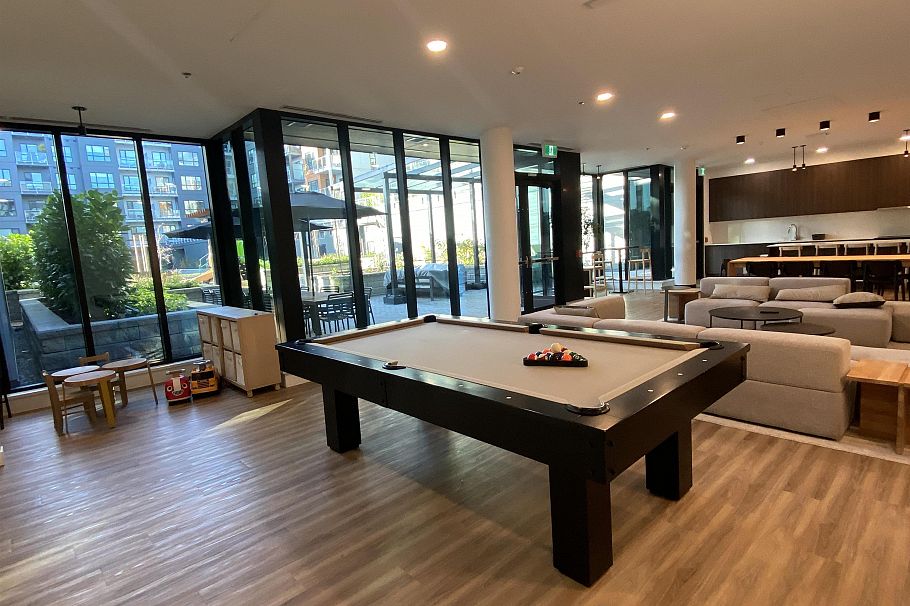 422 3596 Malsum Drive North Vancouver, BC - 26