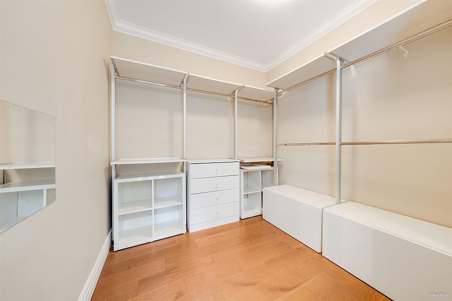 4042 W 20th Avenue Vancouver, BC - 15