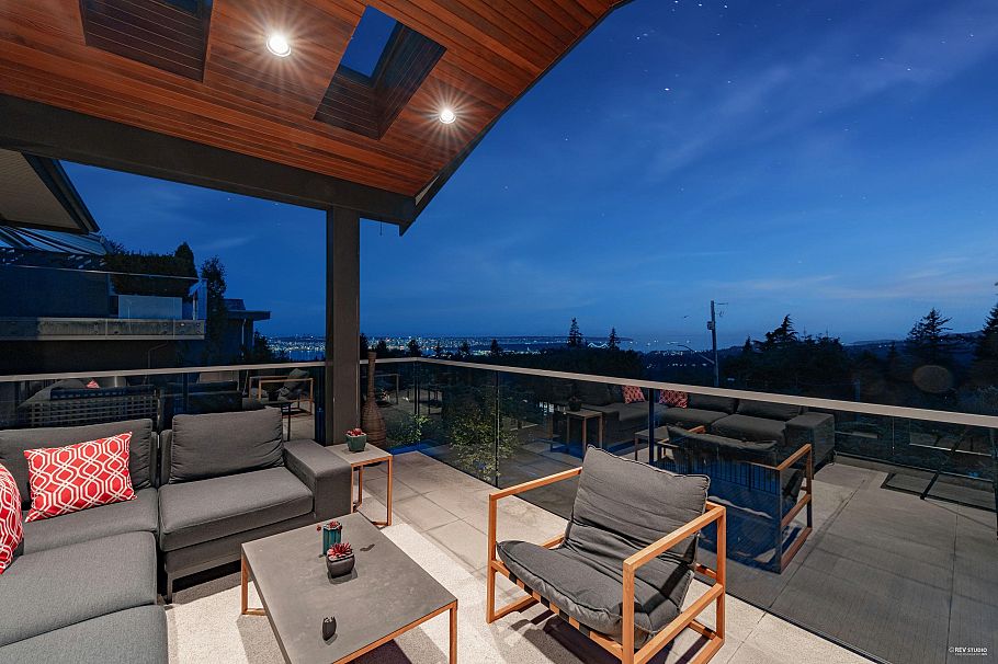 4061 St. Pauls Avenue North Vancouver, BC - 8