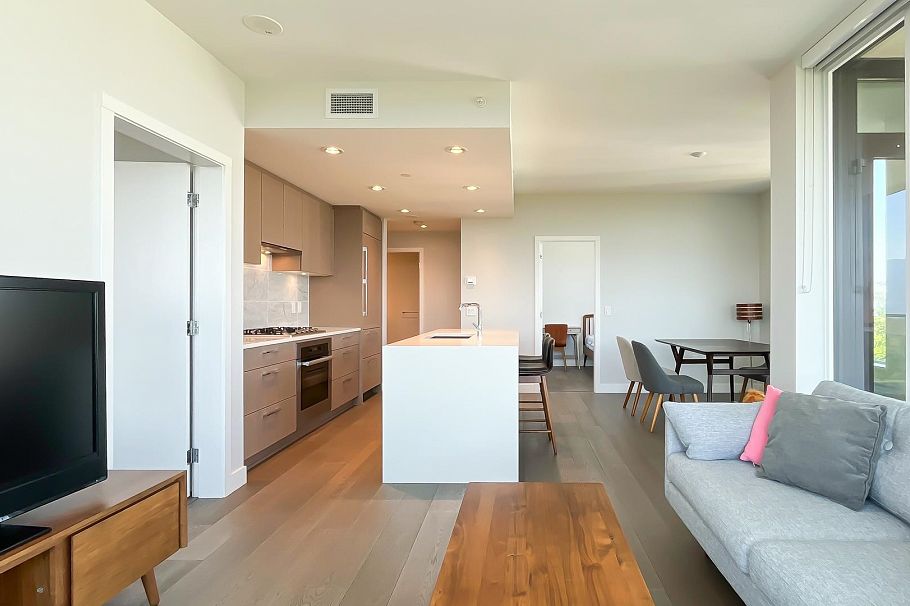 1304 5410 Shortcut Road Vancouver, BC - 25