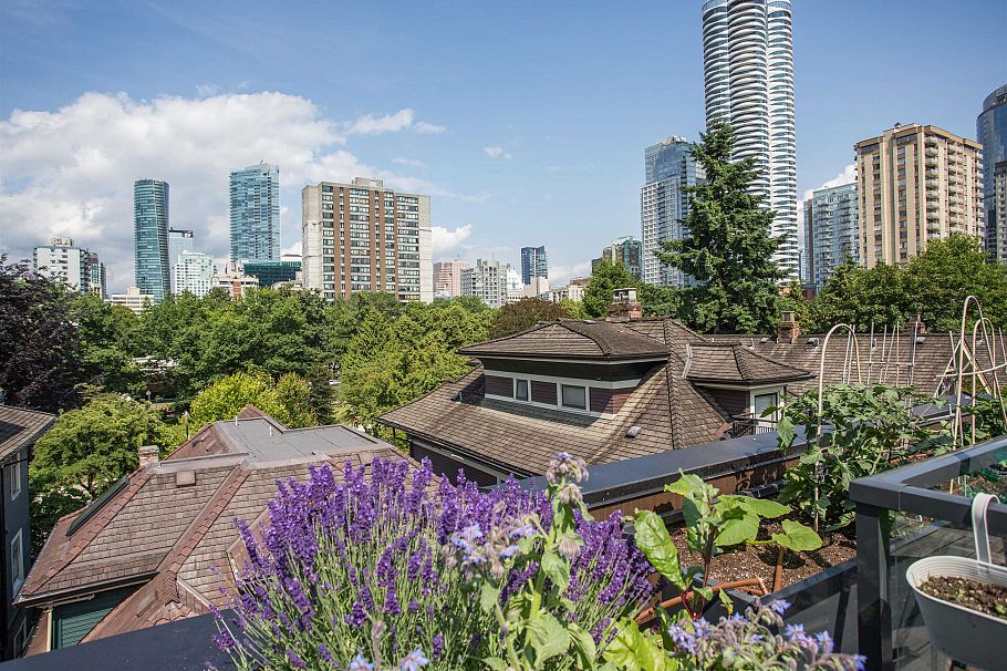 2 1152 Comox Street Vancouver, BC - 34