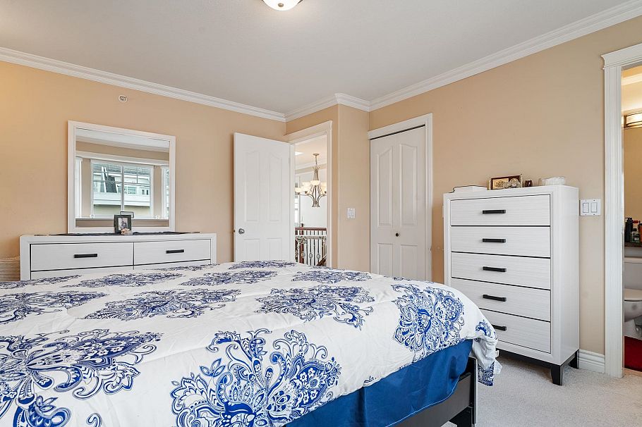 339 E 63rd Avenue Vancouver, BC - 28