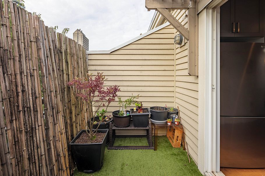 317 678 W 7th Avenue Vancouver, BC - 9