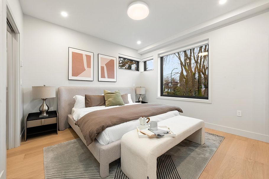 1 2635 W 12th Avenue Vancouver, BC - 24