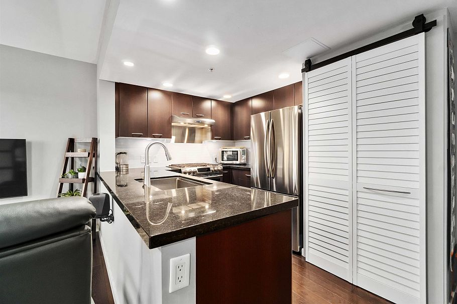 213 1288 Chesterfield Avenue North Vancouver, BC - 15