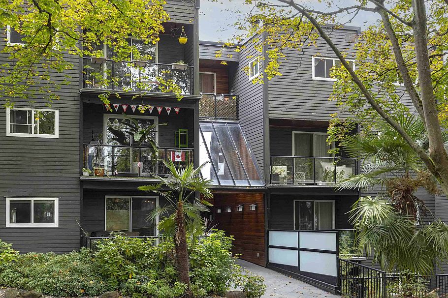 302 1550 Barclay Street Vancouver, BC - 1