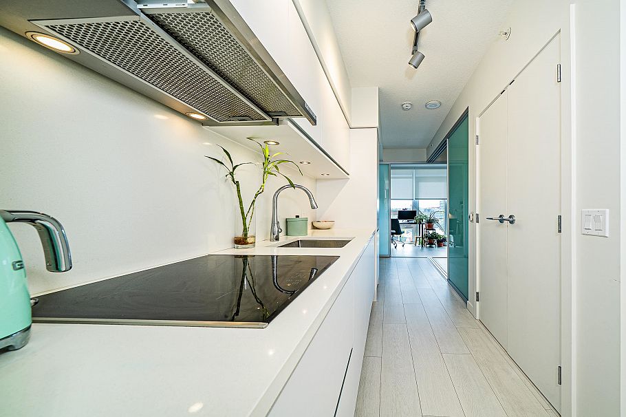 609 180 E 2nd Avenue Vancouver, BC - 3