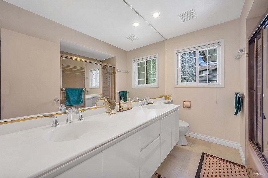 7 Semana Crescent Vancouver, BC - 9