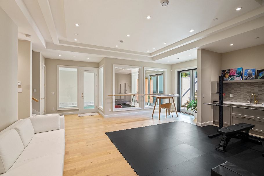 5912 Churchill Street Vancouver, BC - 11