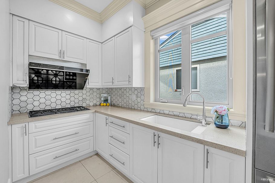 2653 Mcbain Avenue Vancouver, BC - 11