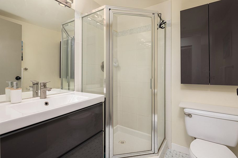 317 678 W 7th Avenue Vancouver, BC - 13