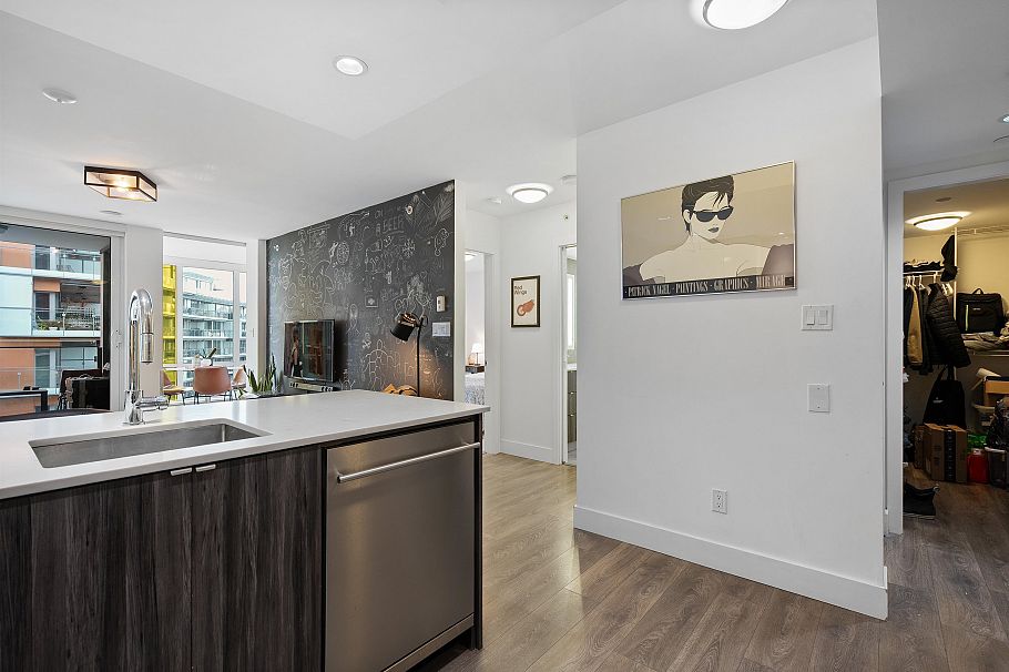 1609 1788 Columbia Street Vancouver, BC - 11