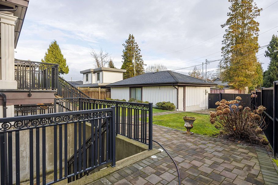 4482 Brakenridge Street Vancouver, BC - 35