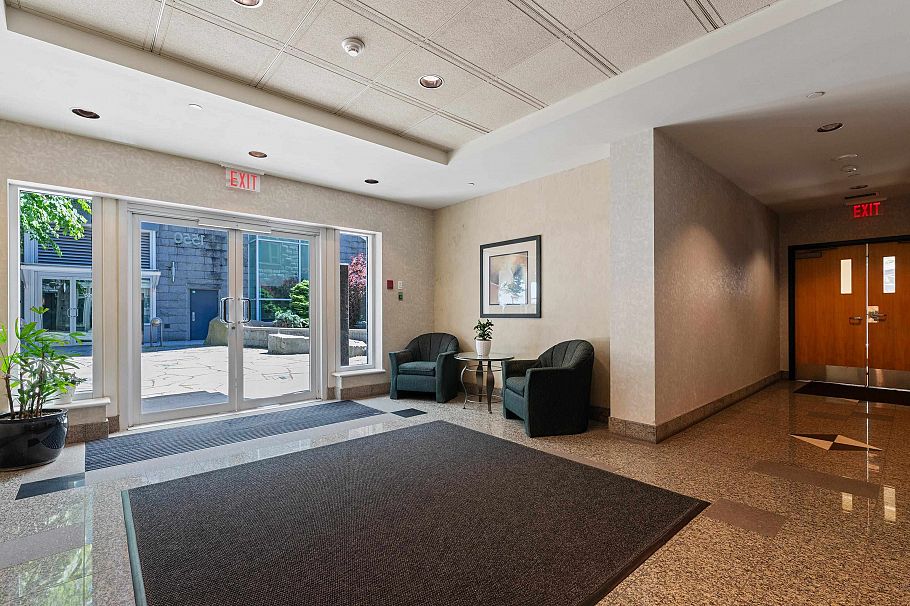 L302 1550 Coal Harbour Quay Vancouver, BC - 32