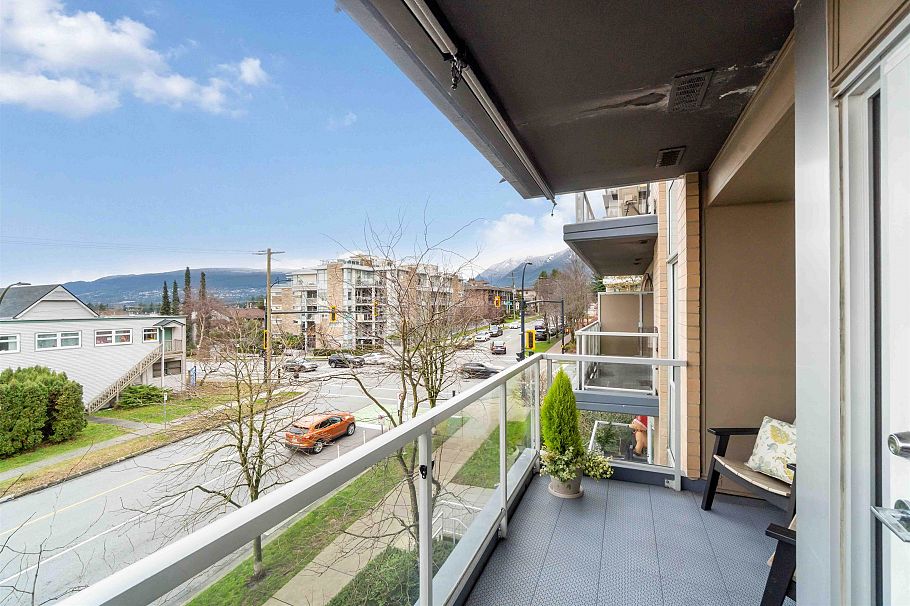 213 1288 Chesterfield Avenue North Vancouver, BC - 25