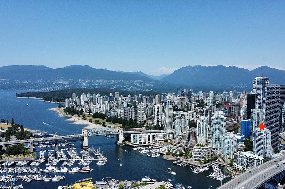 2301 1500 Howe Street Vancouver, BC - 2