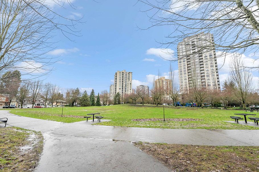 315 3551 Foster Avenue Vancouver, BC - 28