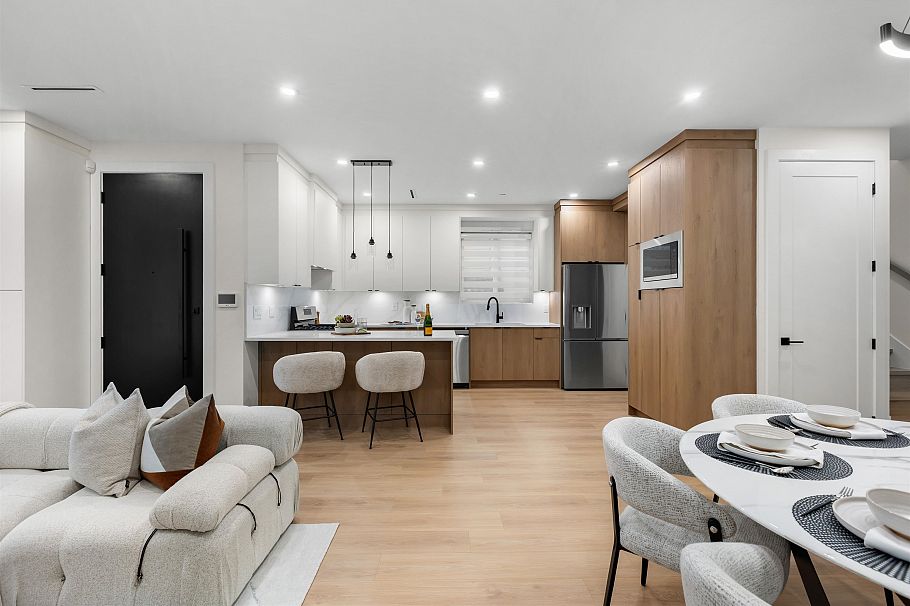 2 435 E 47th Avenue Vancouver, BC - 9