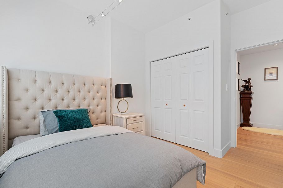 L302 1550 Coal Harbour Quay Vancouver, BC - 25