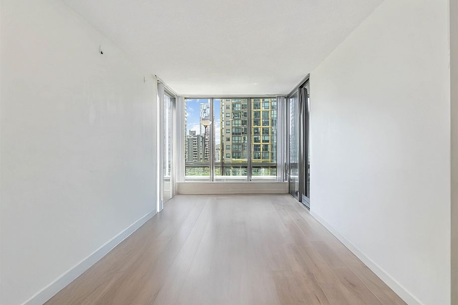 1408 1288 W Georgia Street Vancouver, BC - 8