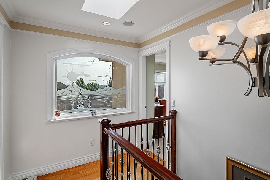 339 E 63rd Avenue Vancouver, BC - 21