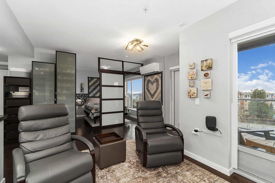 213 1288 Chesterfield Avenue North Vancouver, BC - 11