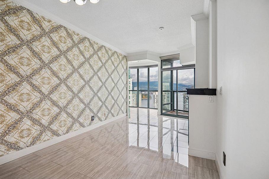 2608 1239 W Georgia Street Vancouver, BC - 2