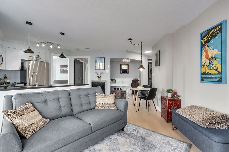 1102 501 Pacific Street Vancouver, BC - 1