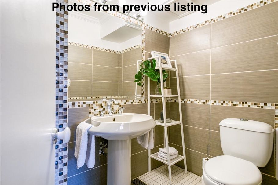 921 Old Lillooet Road North Vancouver, BC - 9