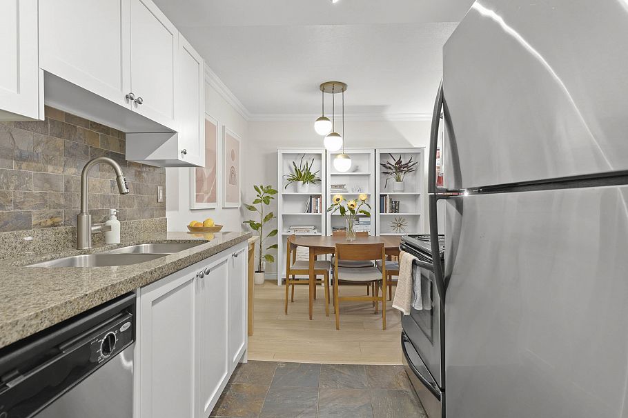 302 1550 Barclay Street Vancouver, BC - 22