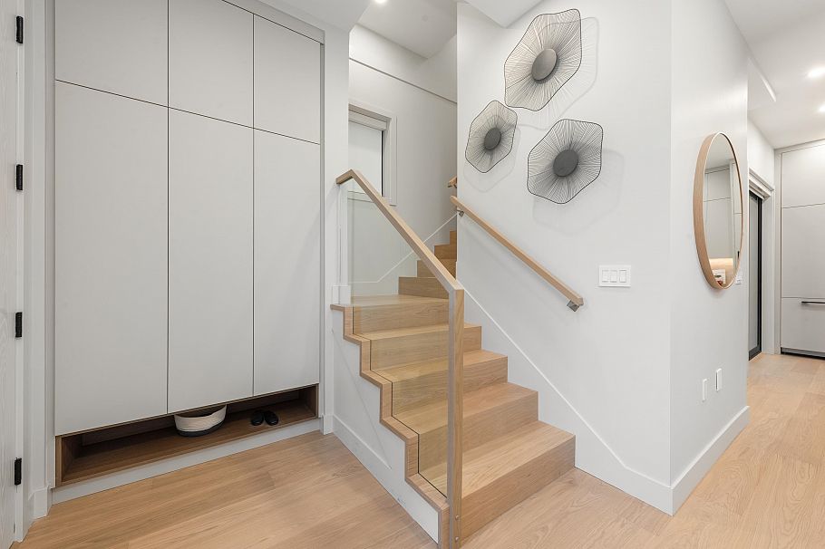 1 2635 W 12th Avenue Vancouver, BC - 20