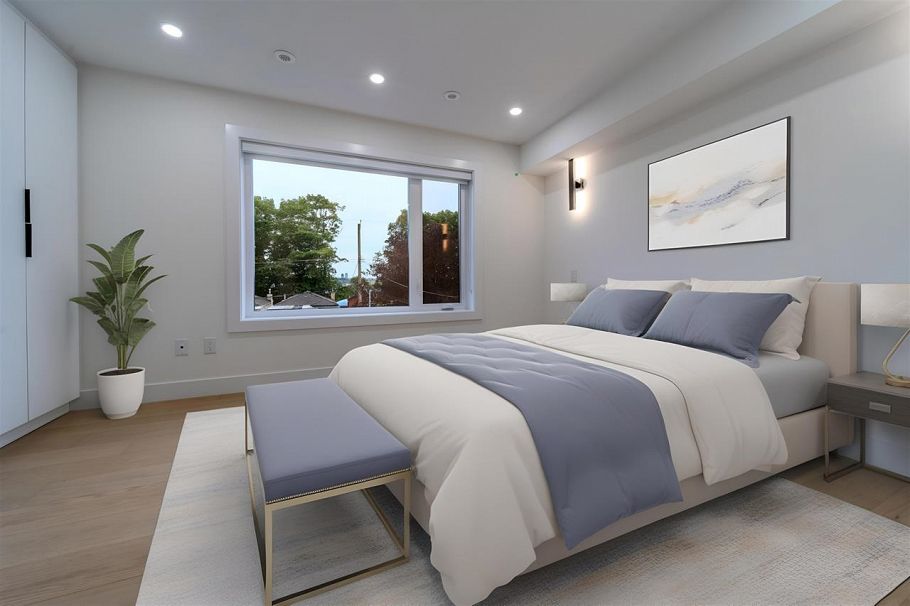 2 3576 E Pender Street Vancouver, BC - 27