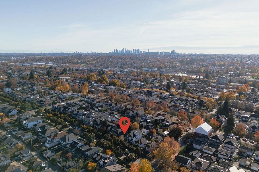 2616 E 4th Avenue Vancouver, BC - 33