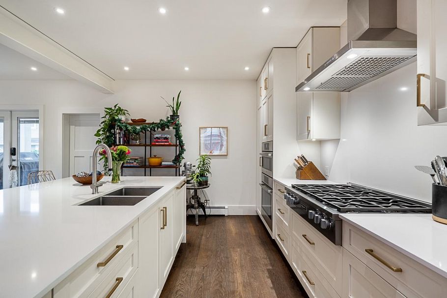 3576 Marshall Street Vancouver, BC - 8