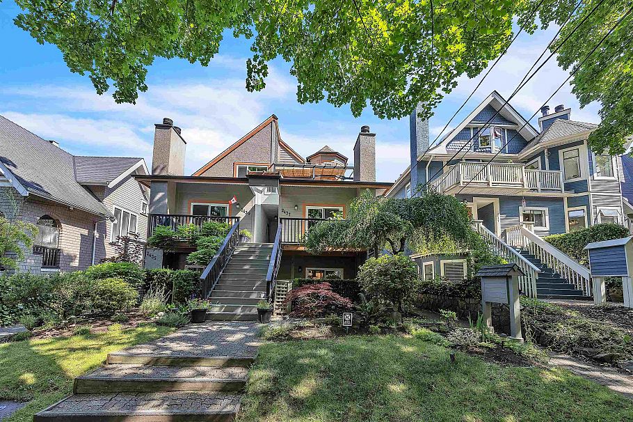 2433 W 6th Avenue Vancouver, BC - 34