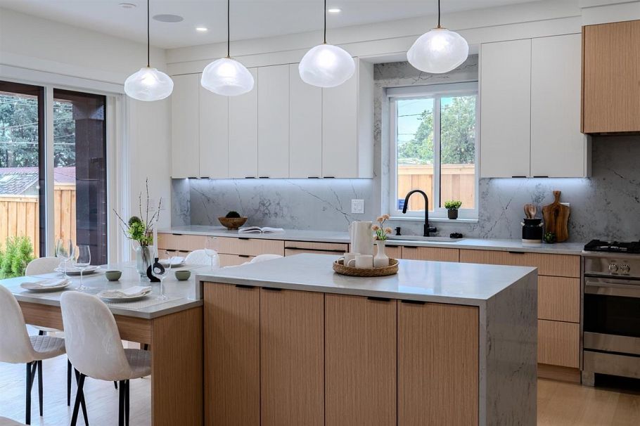 2 3576 E Pender Street Vancouver, BC - 22