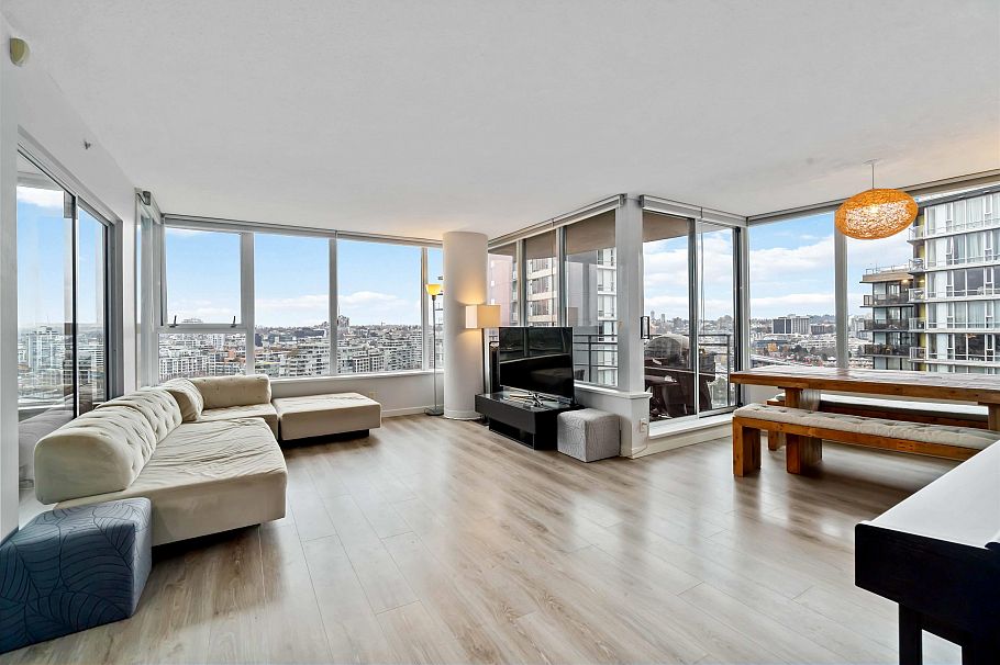 2303 33 Smithe Street Vancouver, BC - 3