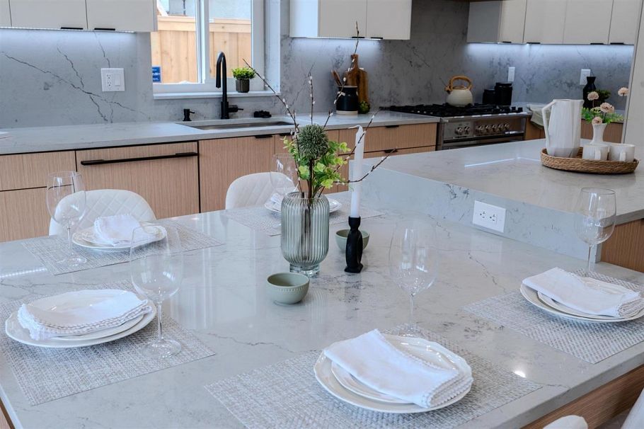 2 3576 E Pender Street Vancouver, BC - 13