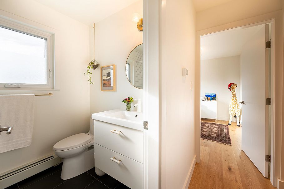 2254 Ferndale Street Vancouver, BC - 21